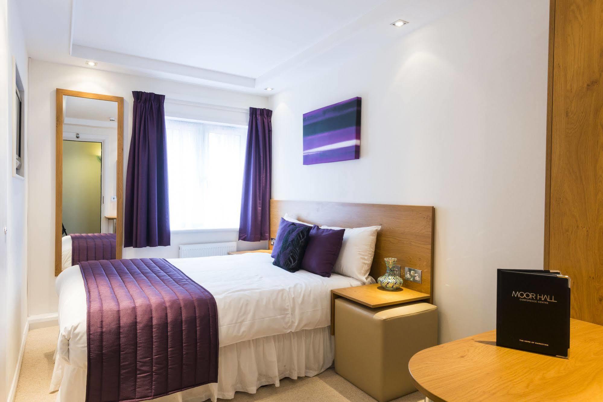 Cim Business Centre Otel Maidenhead Dış mekan fotoğraf